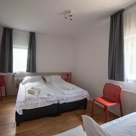 Bed & Breakfast Dalma Panzio 4*