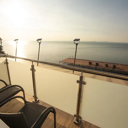 Bed & Breakfast Dalma Panzio Balatonvilágos