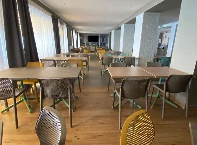 Dalma Panzió Bed and breakfast 4*